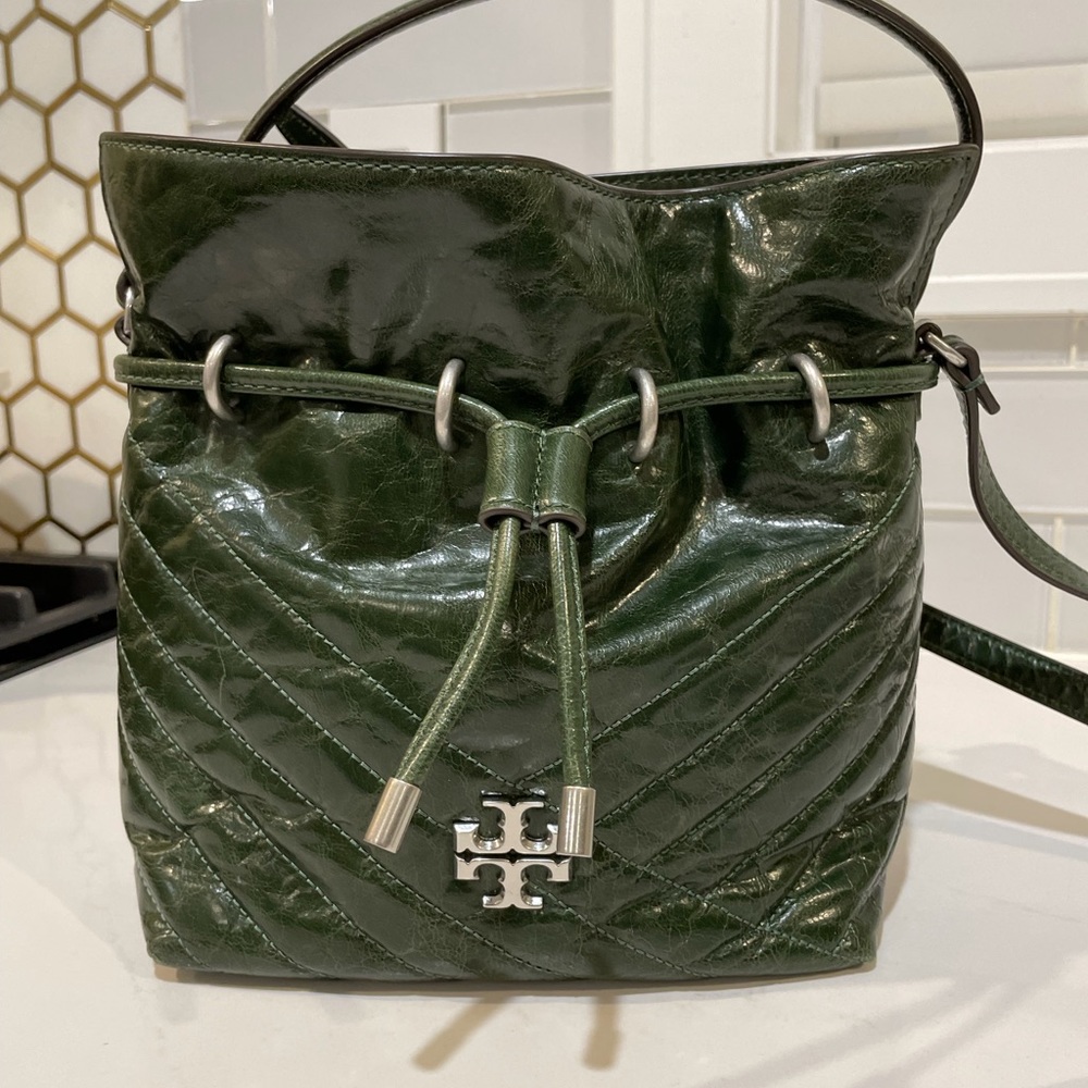 Tory Burch crossbody bucket bag